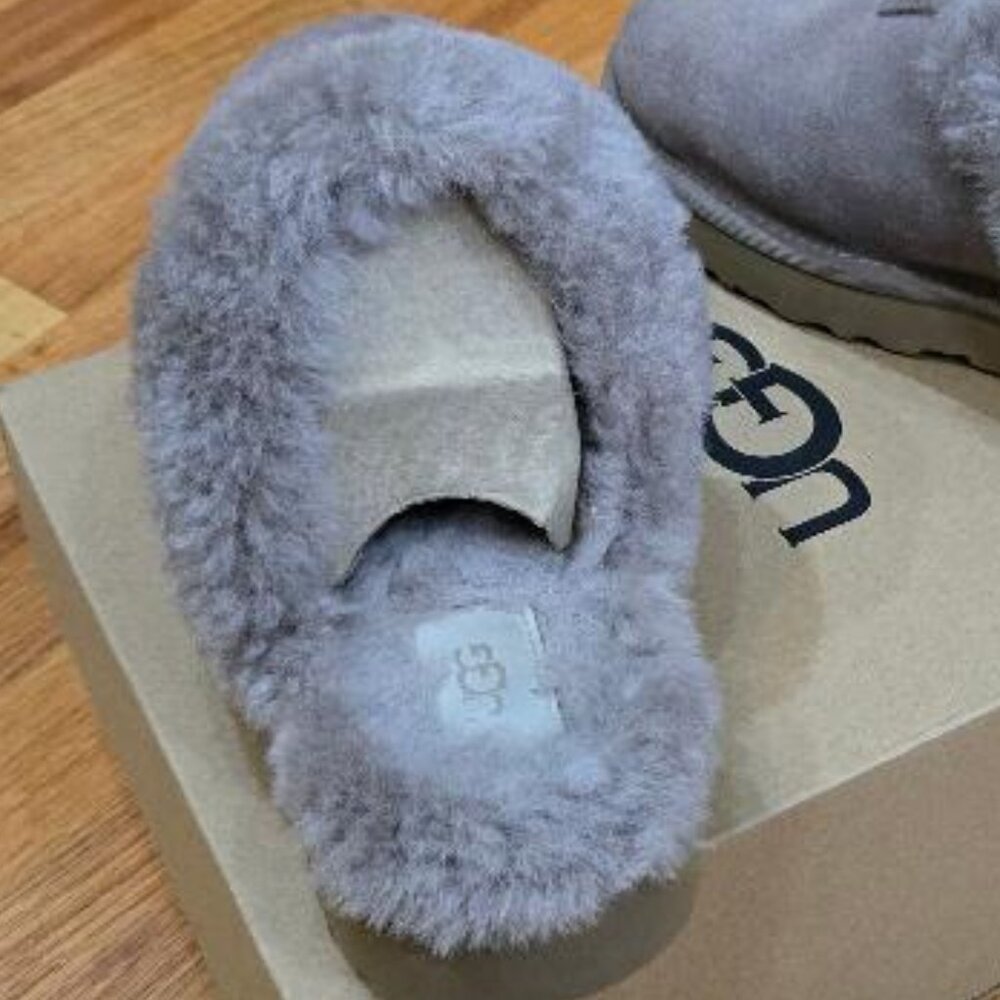 Ugg slipper shoes - Picture 3 of 8